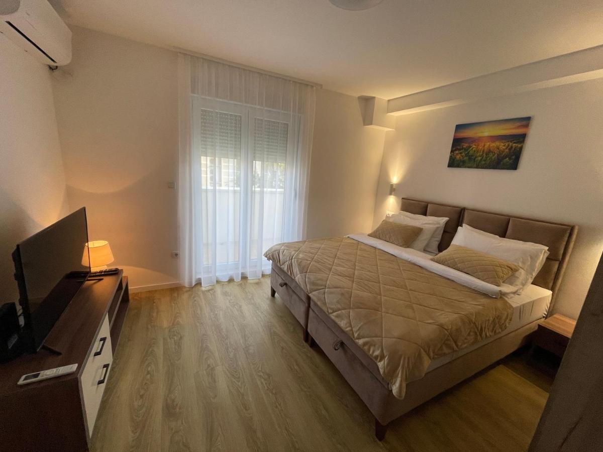 M Apartments Belgrado Buitenkant foto